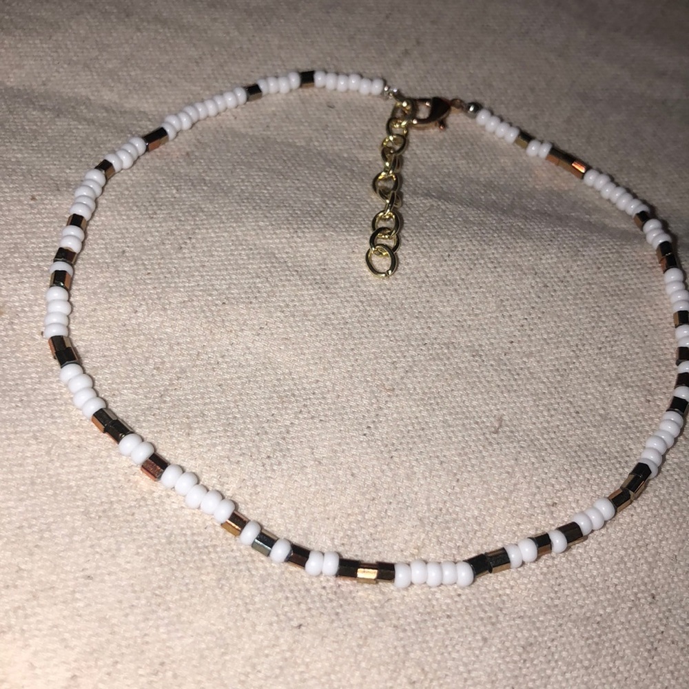 Choker - Picture 2 of 6